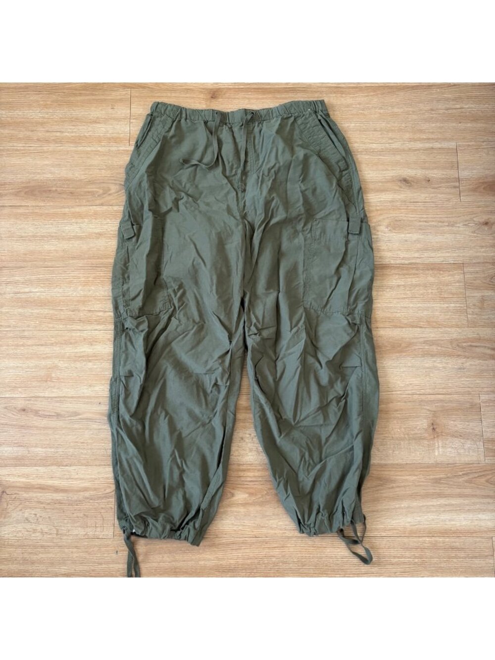 Aeropostale High Rise Parachute Cargo Pants Olive Green Women’s Size L